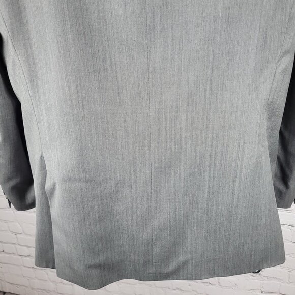 Zara Man Grey Herringbone 2 Button Vented Notch Blazer Sport Coat Size 46 - Picture 14 of 16